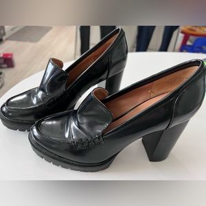 Nine West Loafer Heels size 7.5